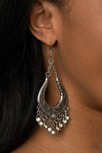 Load image into Gallery viewer, Sahara Fiesta Earrings Silver/White