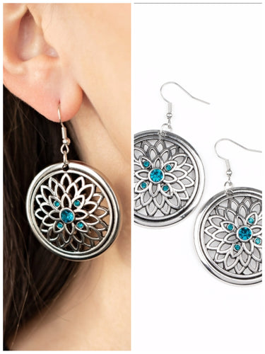 Mega Medallion Earrings Blue/Silver