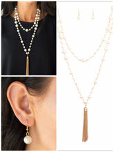 Load image into Gallery viewer, Social Hour Necklace Gold/White