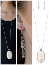 Load image into Gallery viewer, Stone Stampede Necklace White/Crackle
