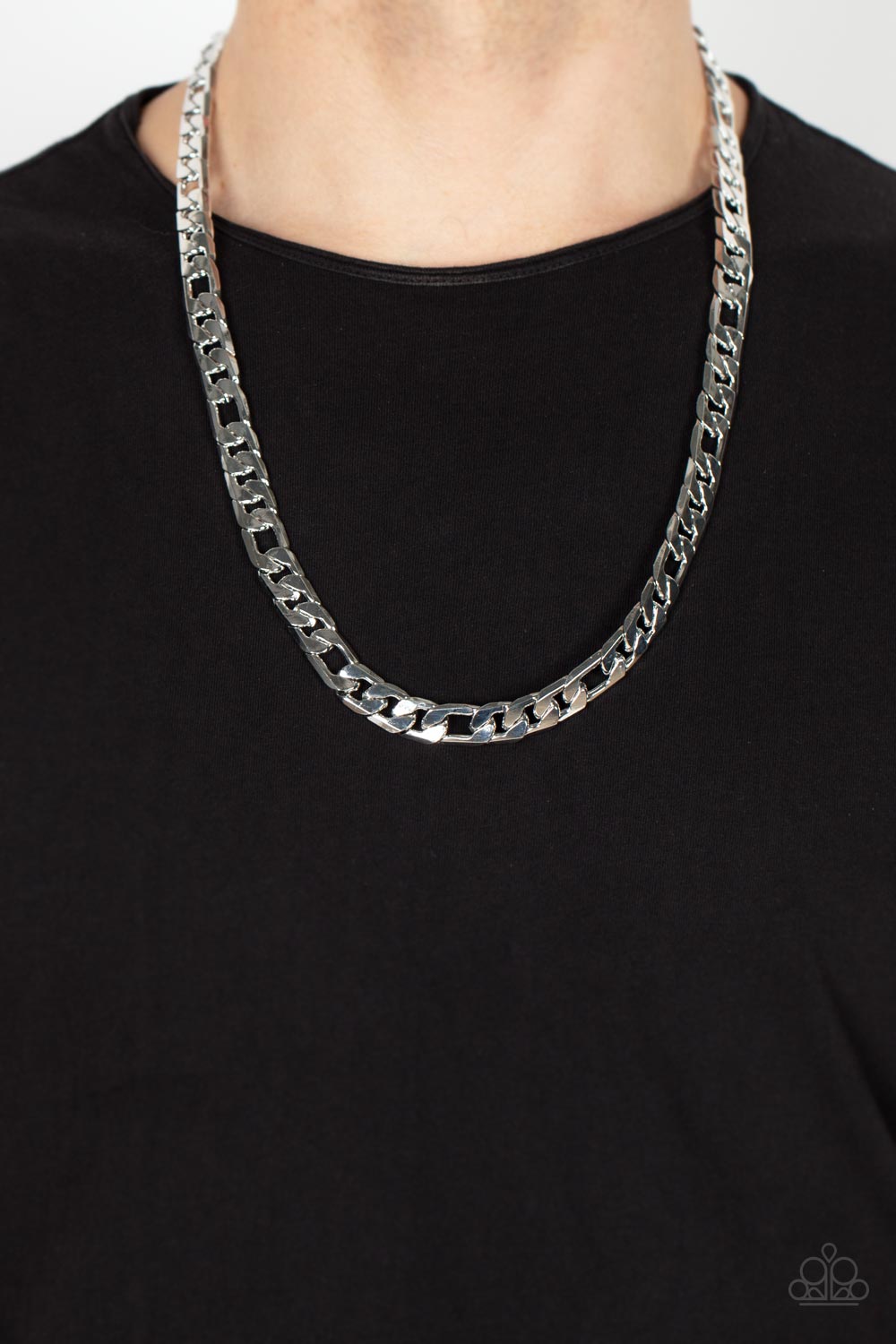 Metro Beau Uniquely Urban Necklace Silver
