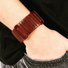 Load image into Gallery viewer, Leather Lumberyard Urban Bracelet Brown